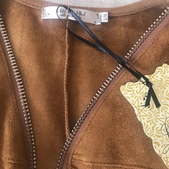 Velvet tan dress with front zipper. - Picture 3 of 3